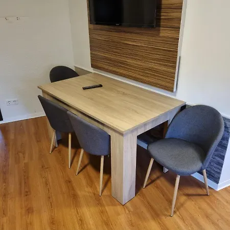 Schoene Im Zentrum Von *