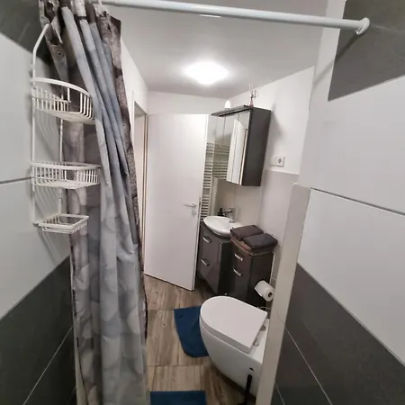 Schoene Im Zentrum Von Lägenhet